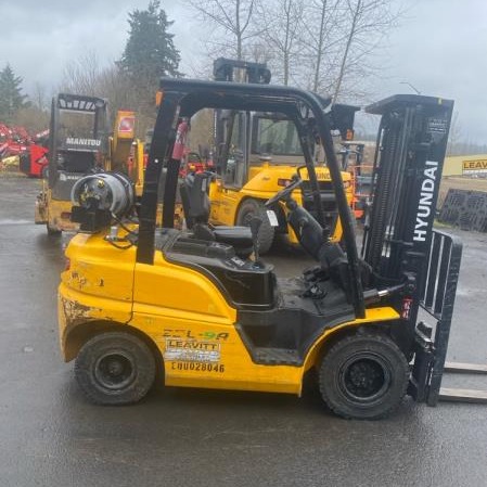 Used 2018 HYUNDAI 25L-9A Pneumatic Tire Forklift for sale in Portland Oregon