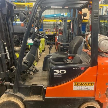 Used 2018 DOOSAN GC30P Cushion Tire Forklift for sale in Stratford Ontario