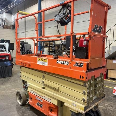 Used 2017 JLG 2632ES Scissor Lift for sale in Grande Prairie Alberta