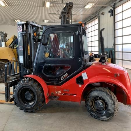 Used 2021 TOVEL FD35T Electric Forklift for sale in Brampton Ontario