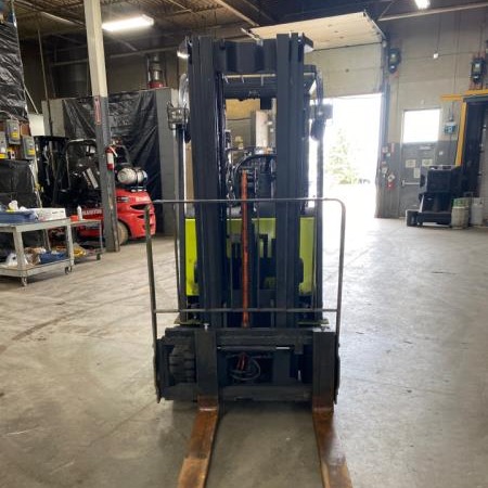 Used 2016 CLARK TMX25 Electric Forklift for sale in Brampton Ontario