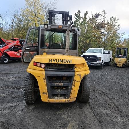 Used 2019 HYUNDAI 80D-9 Pneumatic Tire Forklift for sale in Portland Oregon