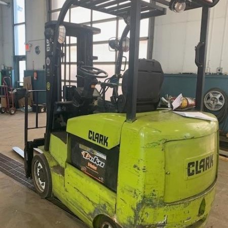 Used 2016 CLARK ECX30 Electric Forklift for sale in Kitchener Ontario