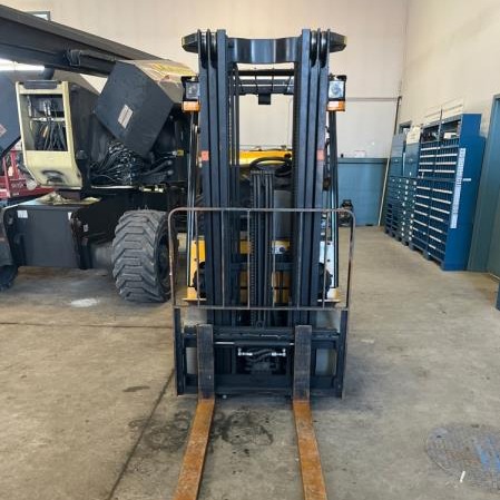 Used 2021 HYUNDAI 25LC-7A Cushion Tire Forklift for sale in Cambridge Ontario