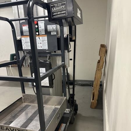 Used 2020 JLG 38AM-AC Scissor Lift for sale in Penticton British Columbia