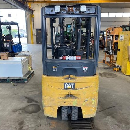 Used 2019 CAT 2ETC3500 Electric Forklift for sale in Red Deer Alberta