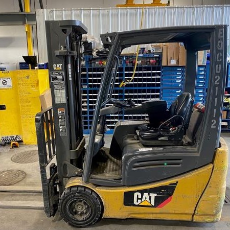 Used 2019 CAT 2ETC3500 Electric Forklift for sale in Red Deer Alberta