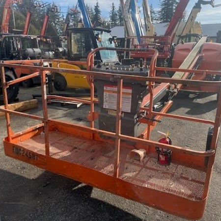 Used 2014 JLG 460SJ Boomlift / Manlift for sale in Langley British Columbia