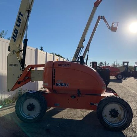 Used 2014 JLG 600AJ Boomlift / Manlift for sale in Edmonton Alberta