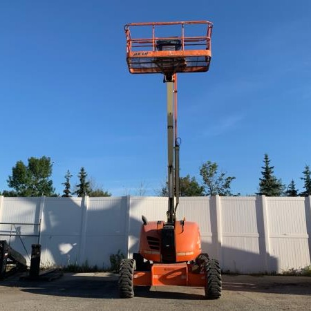 Used 2014 JLG 600AJ Boomlift / Manlift for sale in Edmonton Alberta