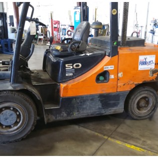 Used 2018 DOOSAN D50C-7 Pneumatic Tire Forklift for sale in Phoenix Arizona