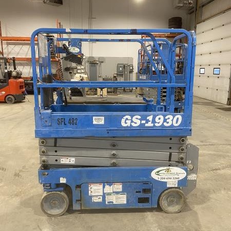Used 2016 JLG 2632ES Scissor Lift for sale in Langley British Columbia