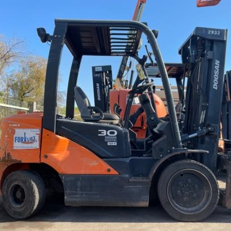 2018 Doosan D30S-7