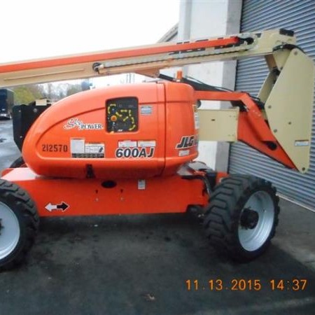 Used 2014 JLG 600AJ Boomlift / Manlift for sale in Kelowna British Columbia