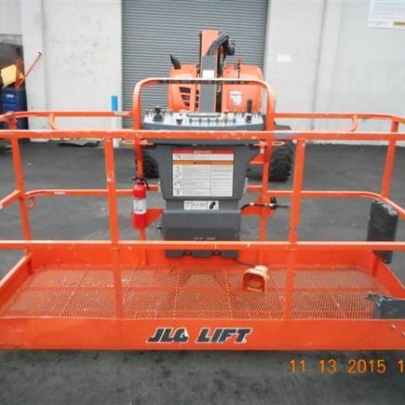 Used 2014 JLG 600AJ Boomlift / Manlift for sale in Kelowna British Columbia