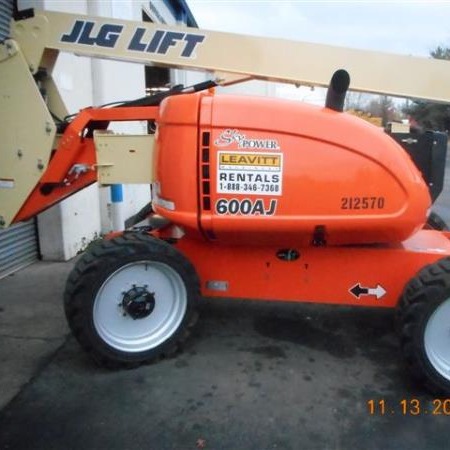 Used 2014 JLG 600AJ Boomlift / Manlift for sale in Kelowna British Columbia