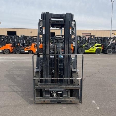 Used 2022 DOOSAN G25E-7 Pneumatic Tire Forklift for sale in Phoenix Arizona