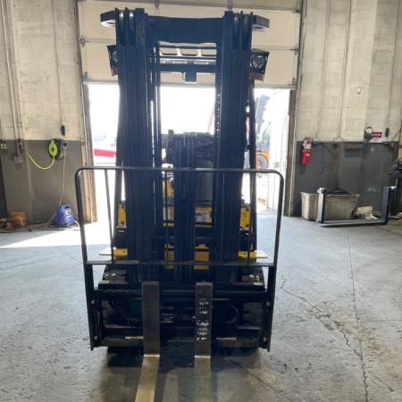 Used 2017 HYUNDAI 25L-7M Pneumatic Tire Forklift for sale in Yakima Washington