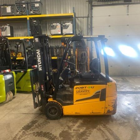 Used 2020 HYUNDAI 20BT-9 Electric Forklift for sale in Stratford Ontario