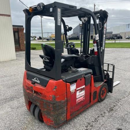 Used 2018 LINDE E20 Electric Forklift for sale in Mississauga Ontario