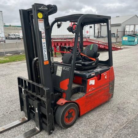 Used 2018 LINDE E20 Electric Forklift for sale in Belle River Ontario