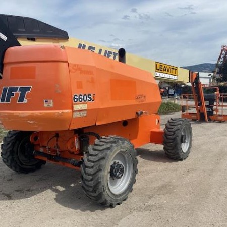 Used 2015 JLG 660SJ Boomlift / Manlift for sale in Kelowna British Columbia