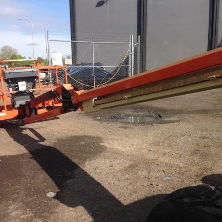 Used 2014 JLG 460SJ Boomlift / Manlift for sale in Langley British Columbia