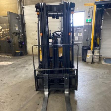 Used 2019 HYUNDAI 25BC-9 Electric Forklift for sale in Brampton Ontario