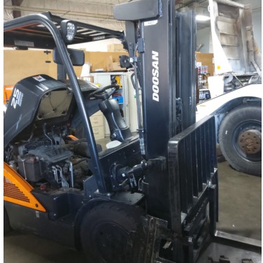 Used 2022 DOOSAN G25N-7 Pneumatic Tire Forklift for sale in Pheonix Arizona