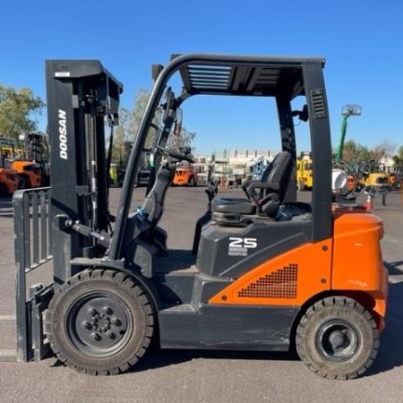 2022 Doosan G25N-7