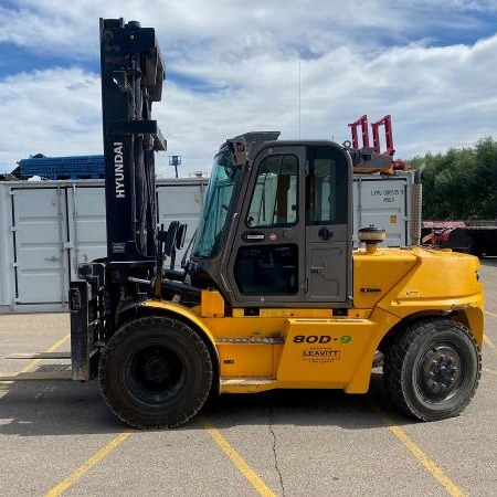 Used 2020 HYUNDAI 80D-9 Pneumatic Tire Forklift for sale in Red Deer Alberta