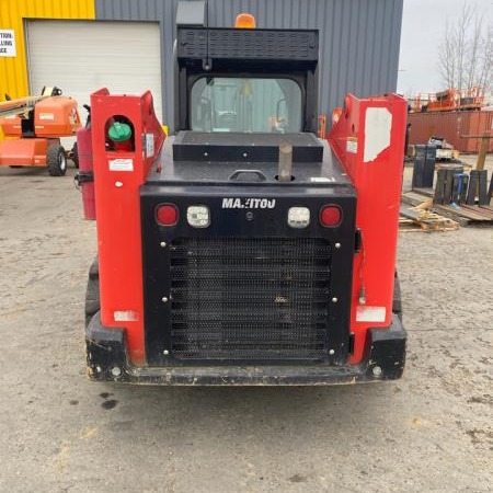 Used 2019 MANITOU 2600R Skidsteer for sale in Edmonton Alberta