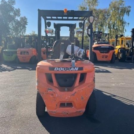 Used 2022 DOOSAN G25N-7 Pneumatic Tire Forklift for sale in Pheonix Arizona