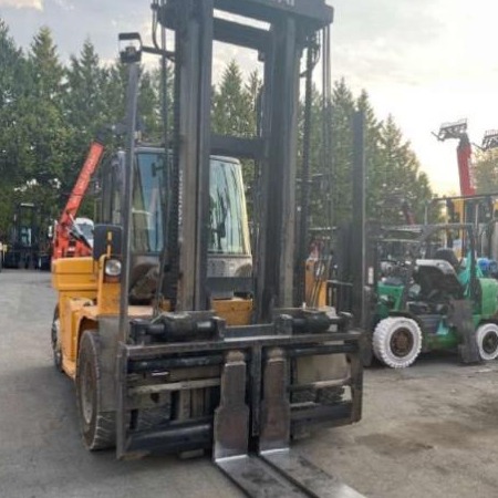 Used 2018 HYUNDAI 110D-9 Pneumatic Tire Forklift for sale in Langley British Columbia