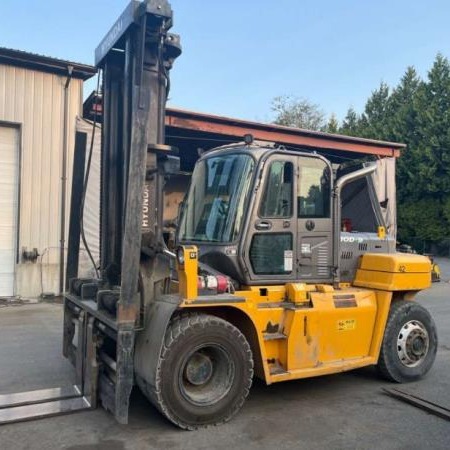 Used 2018 CAT DP150N1 Pneumatic Tire Forklift for sale in Kitchener Ontario