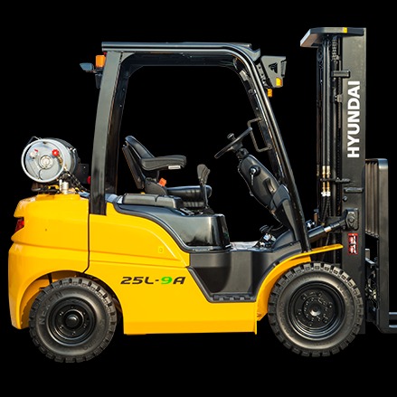 Used 2018 HYUNDAI 25L-9A Pneumatic Tire Forklift for sale in Portland Oregon