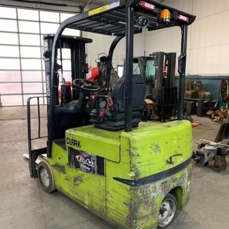 Used 2017 CLARK TMX25 Electric Forklift for sale in Cambridge Ontario