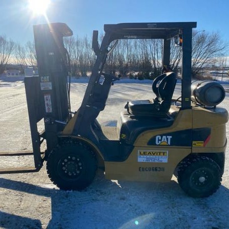 Used 2018 CAT GP25N5 Pneumatic Tire Forklift for sale in Red Deer Alberta