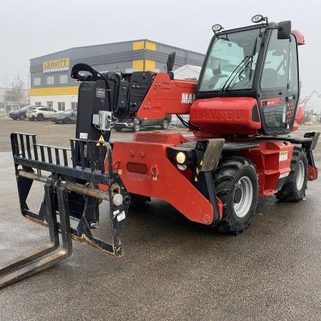 Used 2013 MANITOU MRT2150 Telehandler / Zoom Boom for sale in Powell River British Columbia