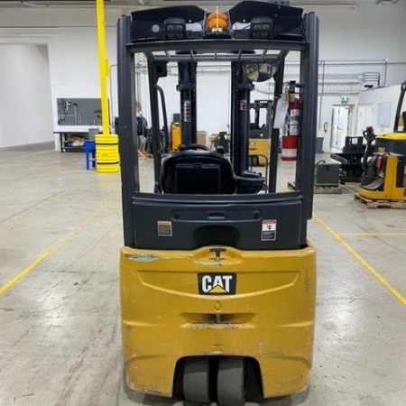 Used 2017 CAT 2ETC3500 Electric Forklift for sale in Nanaimo British Columbia