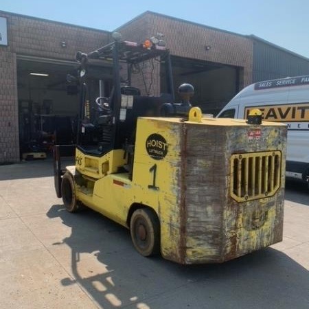 Used 2018 HOIST F300 Cushion Tire Forklift for sale in Belle River Ontario