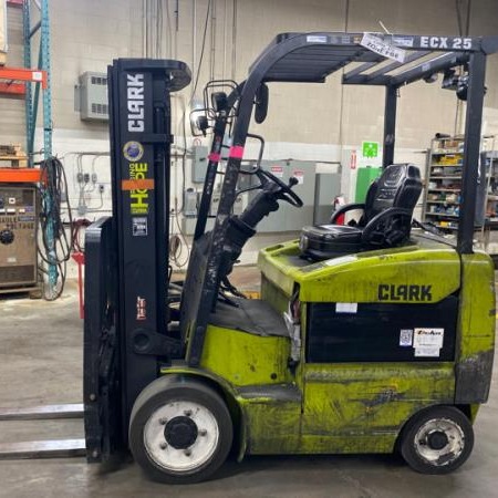 Used 2020 CLARK ECX25 Electric Forklift for sale in Brampton Ontario