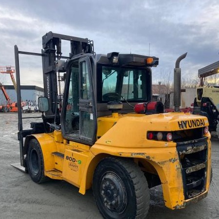 Used 2018 HYUNDAI 80D-9 Pneumatic Tire Forklift for sale in Prince George British Columbia