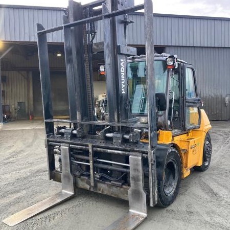 Used 2018 HYUNDAI 80D-9 Pneumatic Tire Forklift for sale in Prince George British Columbia