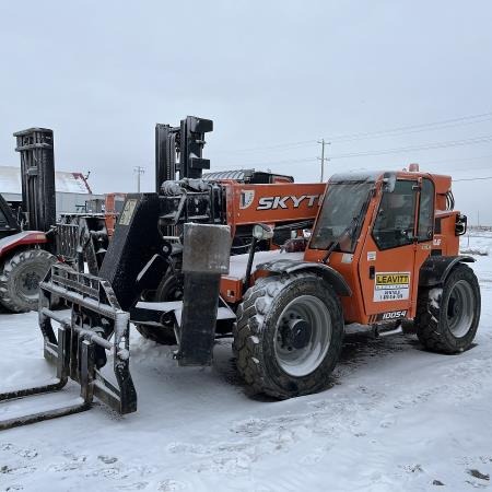 Used 2018 JLG 10054 Telehandler / Zoom Boom for sale in Calgary Alberta