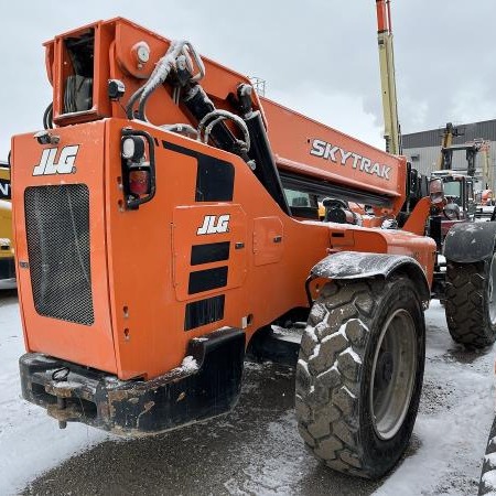 Used 2018 JLG 10054 Telehandler / Zoom Boom for sale in Calgary Alberta