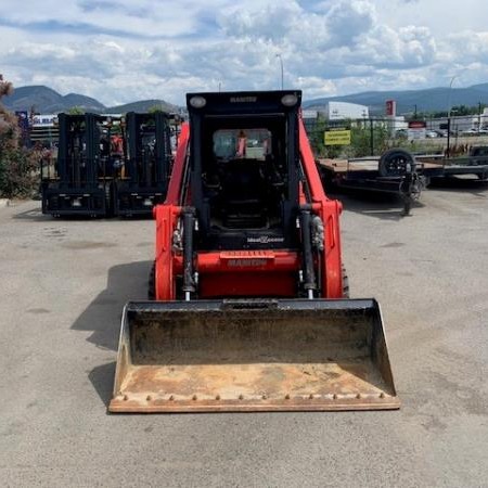 Used 2020 MANITOU 3200VT Skidsteer for sale in Kelowna British Columbia