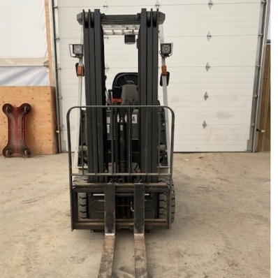 Used 2018 UNICARRIERS BXC40N Electric Forklift for sale in Regina Saskatchewan