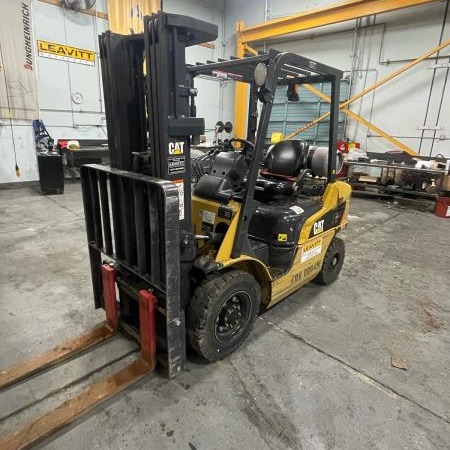 Used 2018 CAT GP25N5 Pneumatic Tire Forklift for sale in Tukwila Washington