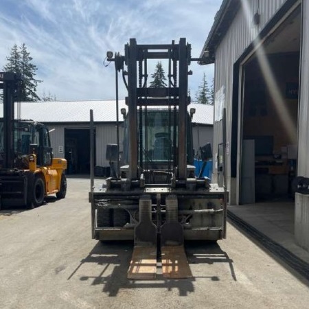 Used 2019 HYUNDAI 80D-9 Pneumatic Tire Forklift for sale in Langley British Columbia